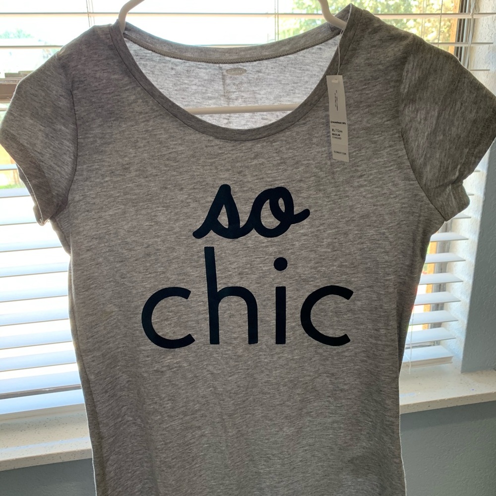 so chic basic tee - Picture 3 of 3